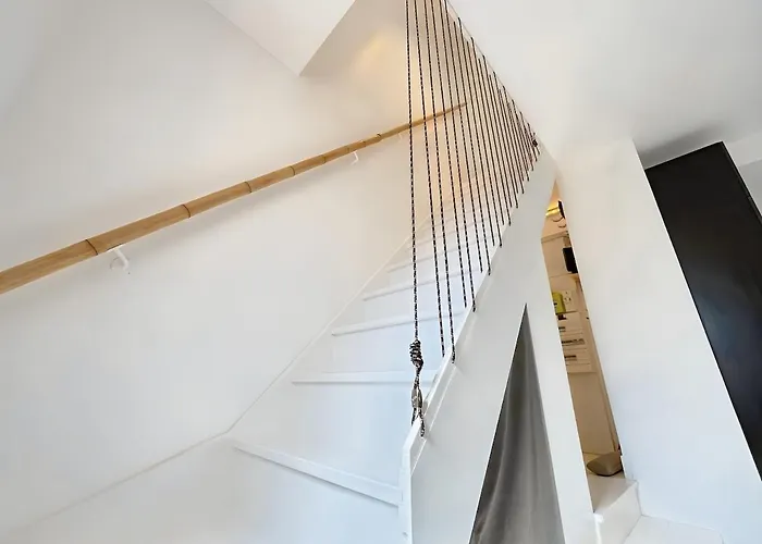 Apartament Herouvillers - Bright Duplex In Hypercentre & A Stone's Throw Away *