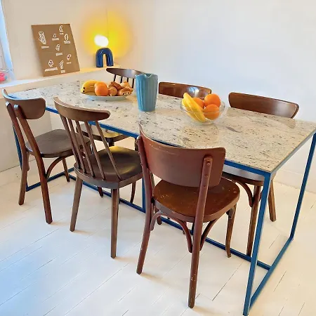 Herouvillers - Bright Duplex In Hypercentre & A Stone's Throw Away 빌레쉬르메르