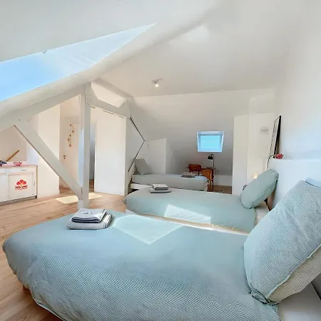 Hérouvillers - Bright Duplex In Hypercentre&beach A Stone's Throw Away *