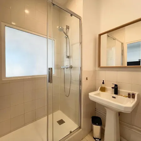Daire Herouvillers - Bright Duplex In Hypercentre & A Stone's Throw Away Villers-sur-Mer